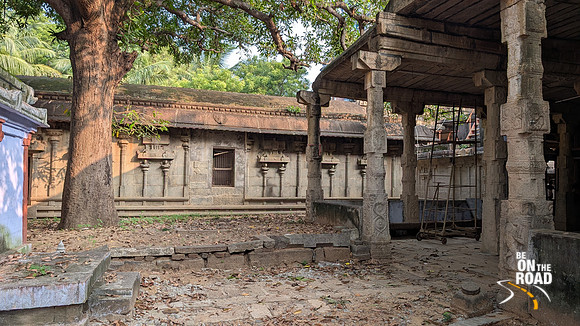 Lush green surroundings of Naramboonathar Temple, Thiruppudaimarudur, Tamil Nadu