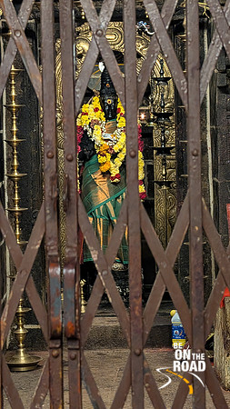 Statue of Periya Nayaki Ambal at Arikesavanallur Temple