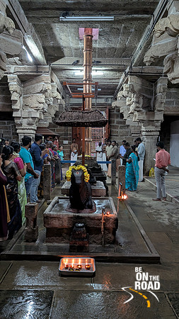 Maze of Rudraksha beads above Nandi Statue in Rajavallipuram Agneeswarar Temple