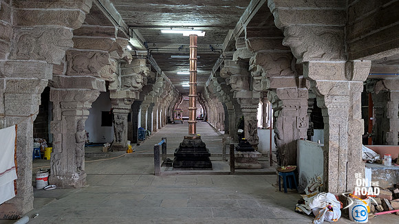 Stunning corridor between the ambal and sivan sannadhis at Agneeswarar Temple, Rajavallipuram