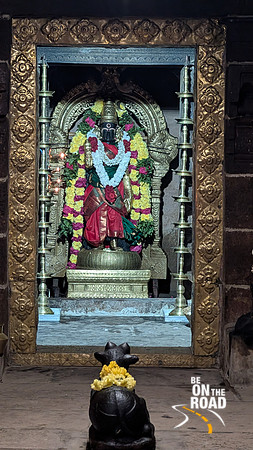 Goddess Akhilandeswari at Rajavallipuram Agneeswarar Temple