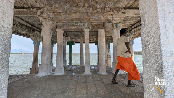 The vast Nanhuneri tank just outside of the Divya Desam Perumal temple