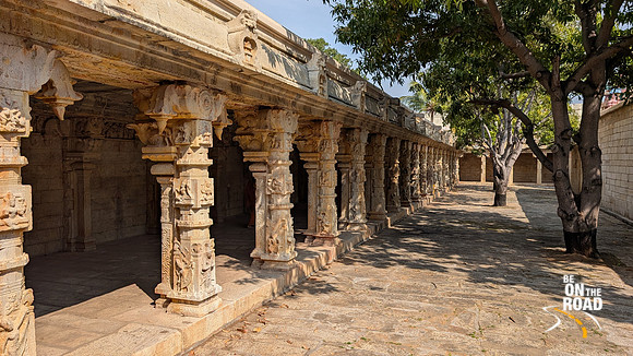 The exquisitely sculpted courtyard of Nanguneri Vanamamalai Thothatrinathan Perumal temple