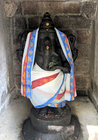 Standing Ganesha statue at Valiswara temple, Tiruvaliswaram