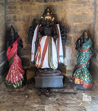 Large statue of Lord Muruga and his consorts at Valiswara temple