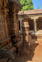 Yali holding a pillar on its head - Valiswara temple, Thiruvaliswaram