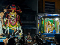 Lord Shiva and Lord Murugan meet on the night of Vaikatha Ashtami at Kallidaikurichi, Tamil Nadu