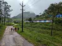 Entering the hill station of Oothu in KMTR