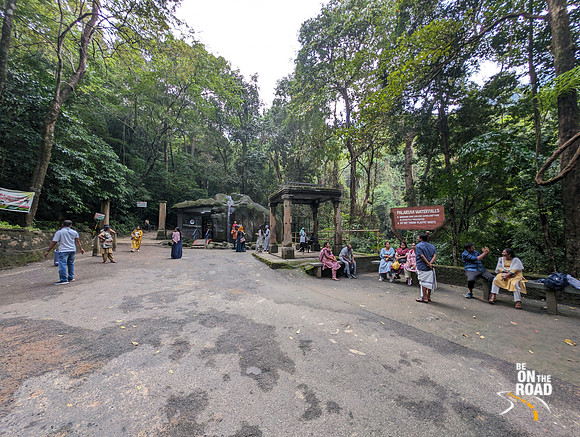 The entrance to Palaruvi Falls - the hike begins here