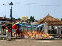 Colurful statues of gods on sale in front of Padmanabha Swamy Temple, Thiruvananthapuram