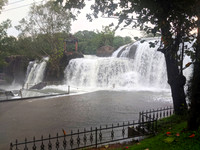 Thiruparappu Falls with lots of water