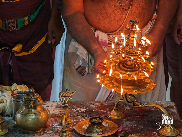 Getting the Maha Mangalarti ready on Thiruvatharai festival day at Chidambareswarar Temple, Kallidaikurichi