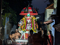 Lord Shiva on Vrishabha vahanam - Thiruvatharai festival, Kallidaikurichi