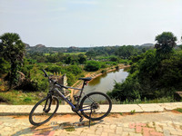 At the Kannadigan canal next to Manimuthar Dam