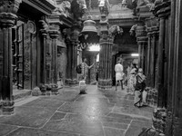 Photographing inside the beautiful Nellaiappar Temple of Tirunelveli