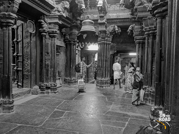 Photographing inside the beautiful Nellaiappar Temple of Tirunelveli