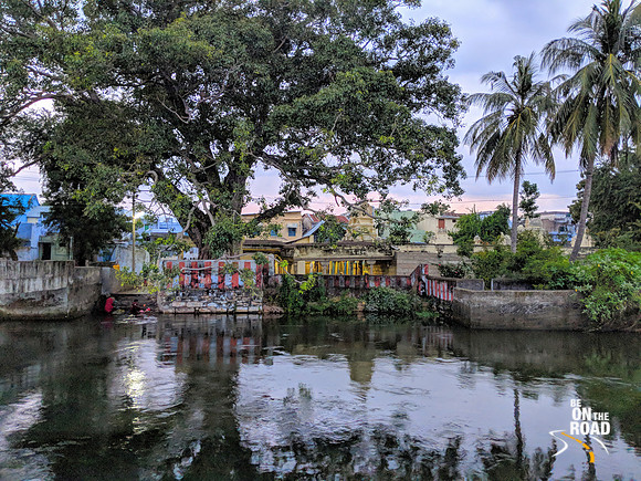 Kannadigan Canal, Shiva Temple and Banyan Tree at Kallidaikurichi, Tamil Nadu