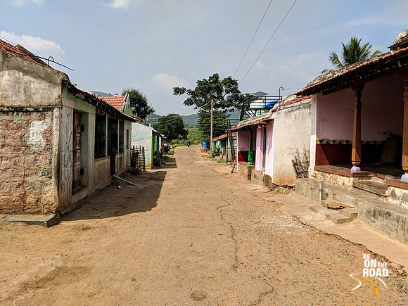 A rural Tamil Nadu countryside moment