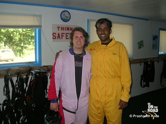 Zats me and Craig (my tandem instructor)