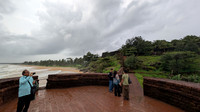 Enjoying the Bekal fort atmosphere