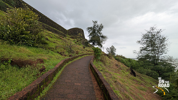 A lush monsoon walk through the trails of Bekal Fort, Kerala