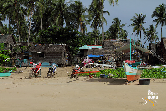 Fishermen huts on Nacpan Beach, Palawan, Philippines
