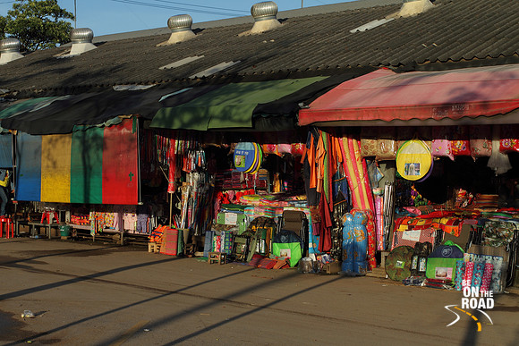 Shops at Aranyaprathet's border market, Thailand