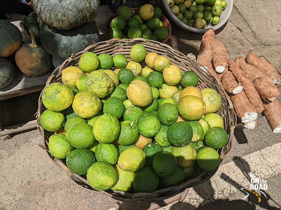 Organic Pumpin, citrus fruits, guava and tapioca on display near Savandurga