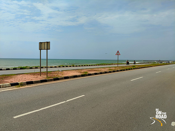 The Maravathe beach highway drive