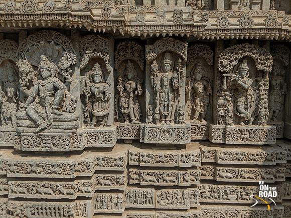 Venugopala, Amaranarayana and other sculptures at Javagal Lakshmi Narasimha Temple