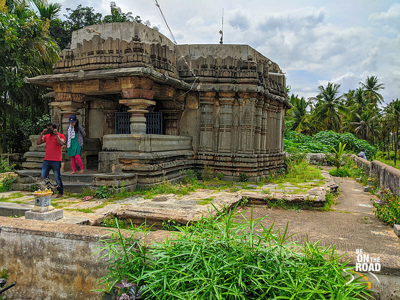 The rustic setting of Chenna Keshava temple, Turuvekere