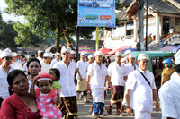 Balinese men and their traditional head gear